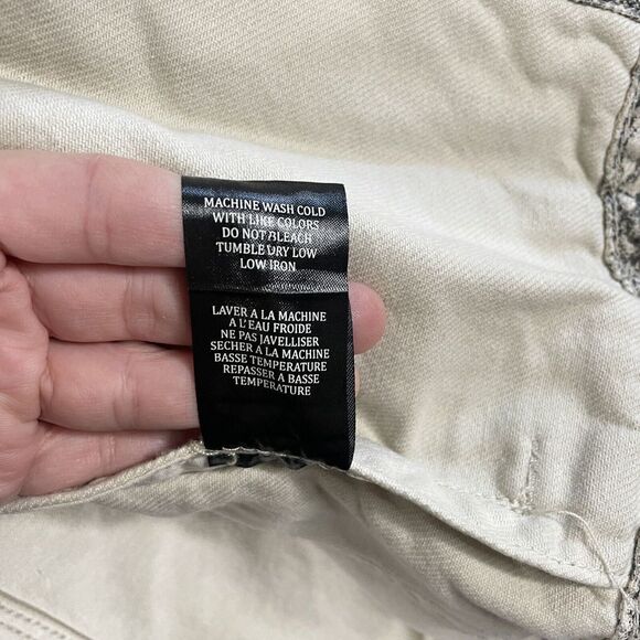 Blank NYC Women Snake Skin Print Button Up Cream Denim Jacket Women's Size Small - Picture 4 of 10